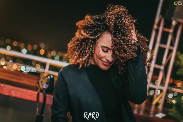 Foto de capa do álbum Raro SkyBar (2019)