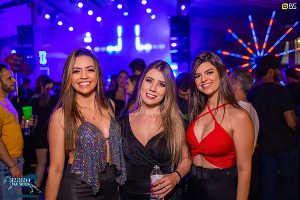 Foto de capa do álbum Raro na Roça (2022)