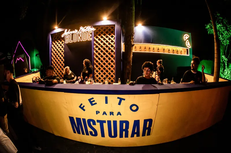 Ativação Tanqueray · Johnnie Walker Blonde · Ketel One · Amstel · Red Bull · Coca-Cola em MINEIRINHA 2024