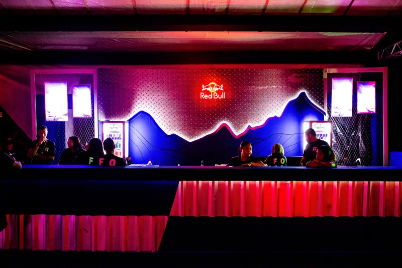 Ativação Tanqueray · Johnnie Walker Blonde · Ketel One · Amstel · Red Bull · Coca-Cola em MINEIRINHA 2024